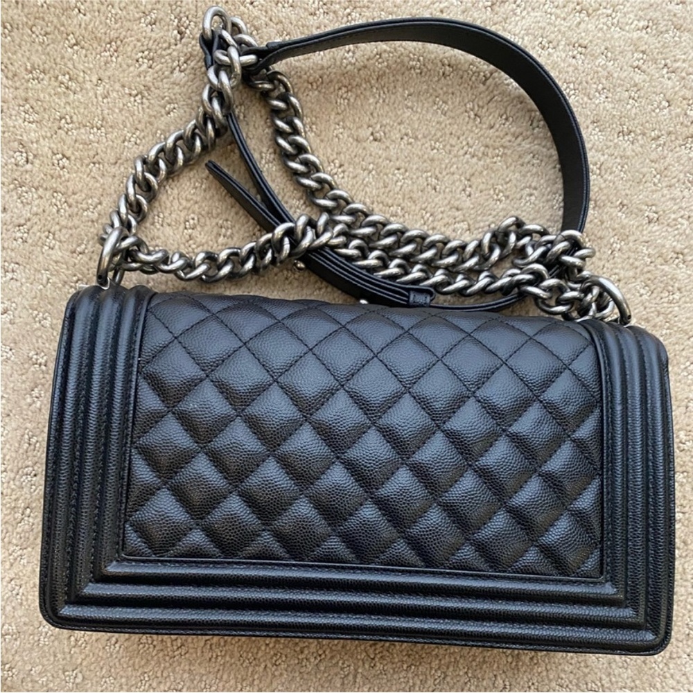 Chanel Boy Bag Black Quilted - Picture 2 of 7